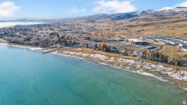 566 N RICHLAND ST, Garden City, UT 84028