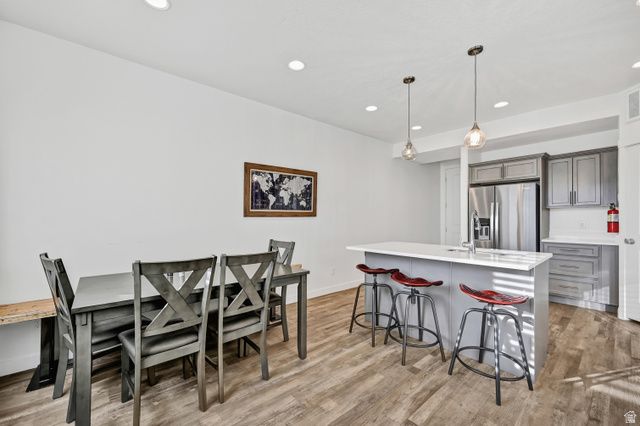 566 N RICHLAND ST, Garden City, UT 84028