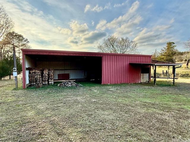 363 Old Bear Road, Royal, AR 71968