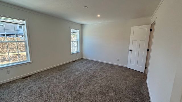3 Rose Lane, Sturbridge, MA 01566