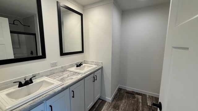 3 Rose Lane, Sturbridge, MA 01566