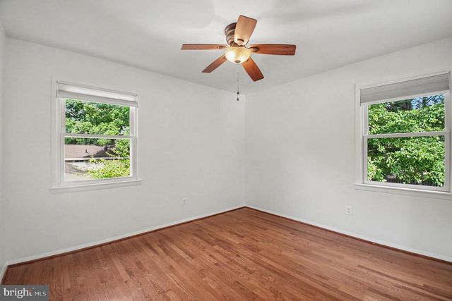 9302 ASHMEADE DR, Fairfax, VA 22032