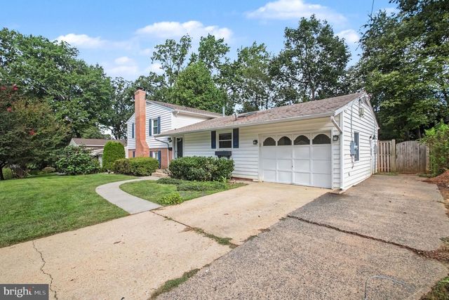 9302 ASHMEADE DR, Fairfax, VA 22032