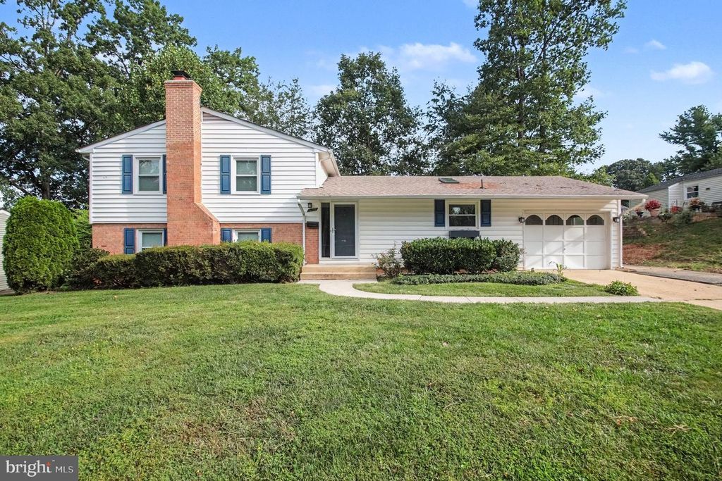 9302 ASHMEADE DR, Fairfax, VA 22032
