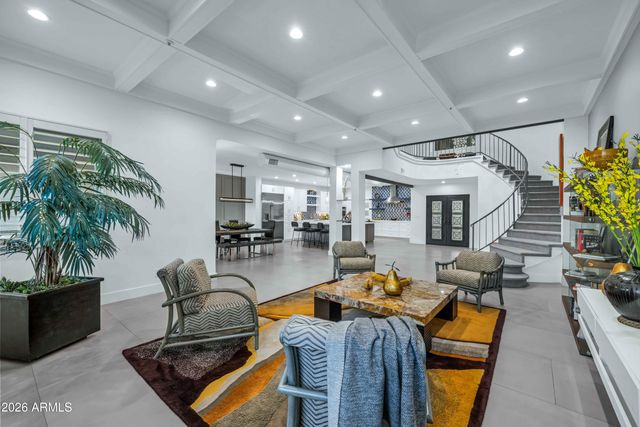 8100 E CAMELBACK Road 7, Scottsdale, AZ 85251