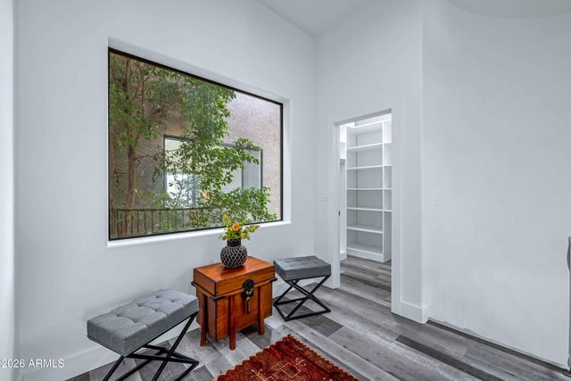 8100 E CAMELBACK Road 7, Scottsdale, AZ 85251