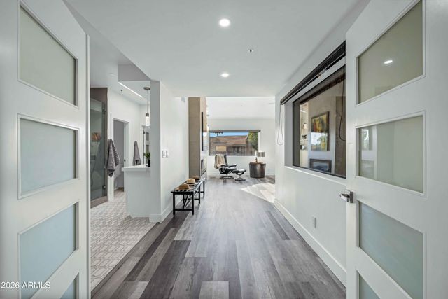 8100 E CAMELBACK Road 7, Scottsdale, AZ 85251