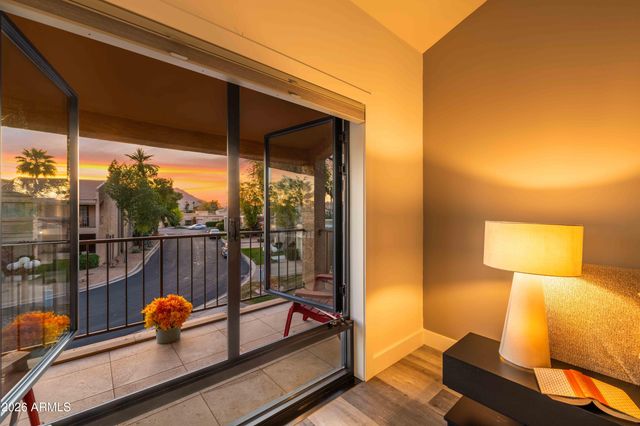 8100 E CAMELBACK Road 7, Scottsdale, AZ 85251