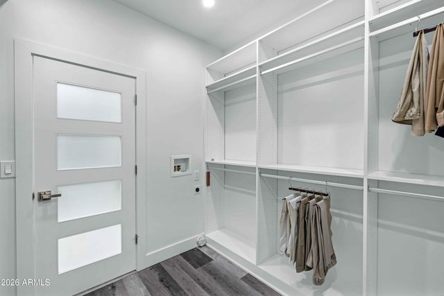 8100 E CAMELBACK Road 7, Scottsdale, AZ 85251