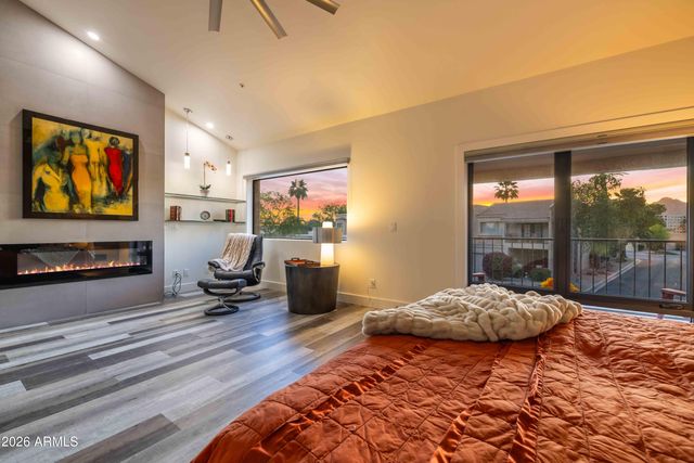 8100 E CAMELBACK Road 7, Scottsdale, AZ 85251