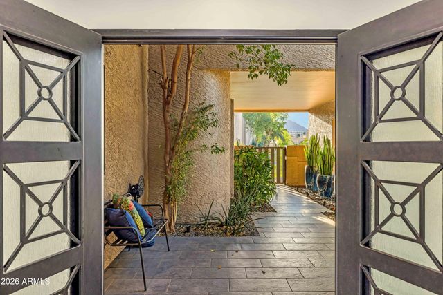 8100 E CAMELBACK Road 7, Scottsdale, AZ 85251