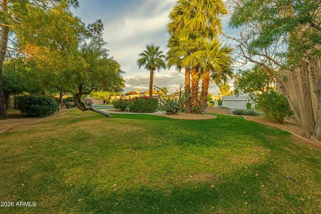 8100 E CAMELBACK Road 7, Scottsdale, AZ 85251