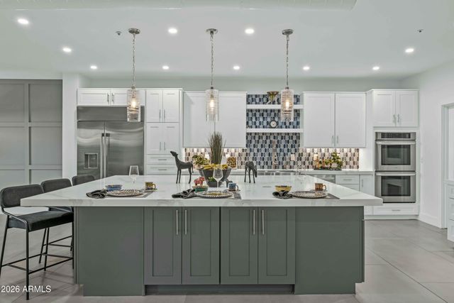 8100 E CAMELBACK Road 7, Scottsdale, AZ 85251