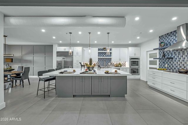 8100 E CAMELBACK Road 7, Scottsdale, AZ 85251