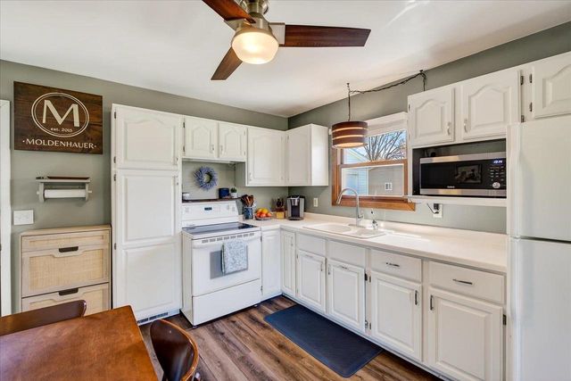 5408 Healy Lane, Monona, WI 53716