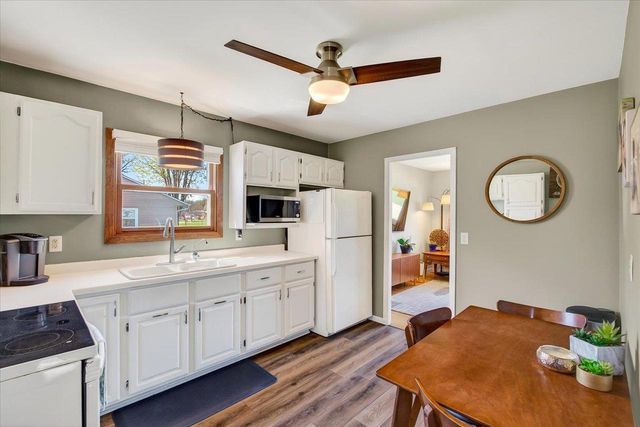 5408 Healy Lane, Monona, WI 53716