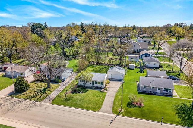5408 Healy Lane, Monona, WI 53716