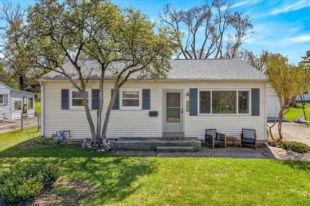 5408 Healy Lane, Monona, WI 53716