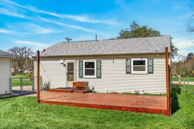 5408 Healy Lane, Monona, WI 53716