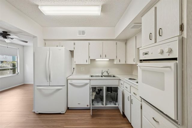 2359 FINLANDIA LANE 5, Clearwater, FL 33763