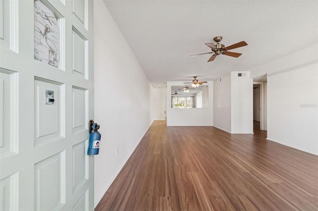 2359 FINLANDIA LANE 5, Clearwater, FL 33763