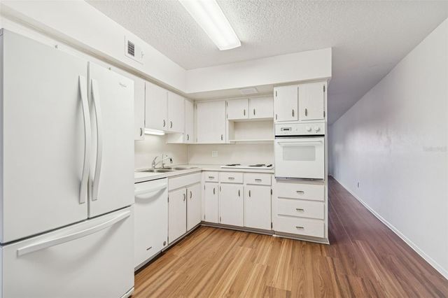 2359 FINLANDIA LANE 5, Clearwater, FL 33763