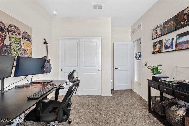 28567 N ONYX Road, San Tan Valley, AZ 85143