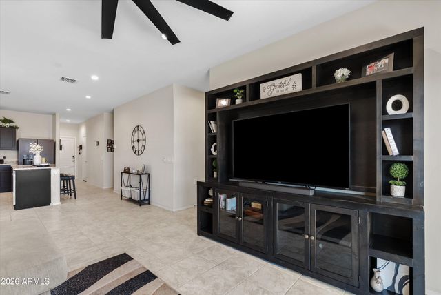 28567 N ONYX Road, San Tan Valley, AZ 85143