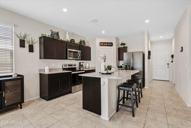 28567 N ONYX Road, San Tan Valley, AZ 85143
