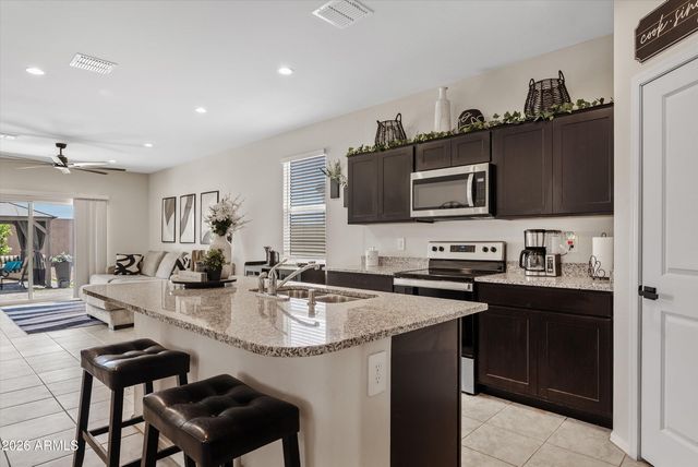 28567 N ONYX Road, San Tan Valley, AZ 85143