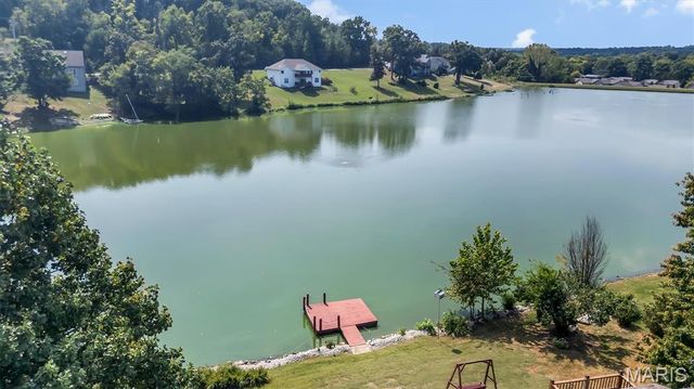 134 Bridgewater Chase Lane, Villa Ridge, MO 63089