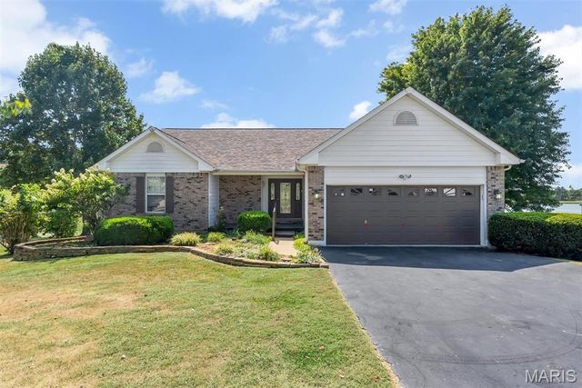 134 Bridgewater Chase Lane, Villa Ridge, MO 63089