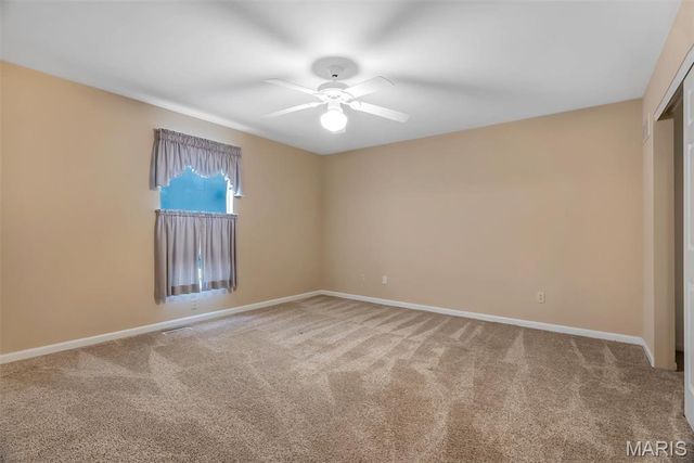134 Bridgewater Chase Lane, Villa Ridge, MO 63089
