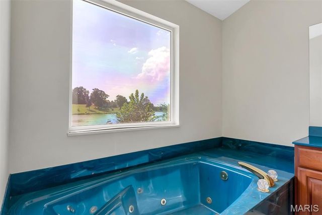 134 Bridgewater Chase Lane, Villa Ridge, MO 63089