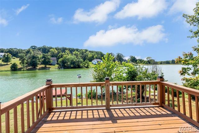 134 Bridgewater Chase Lane, Villa Ridge, MO 63089