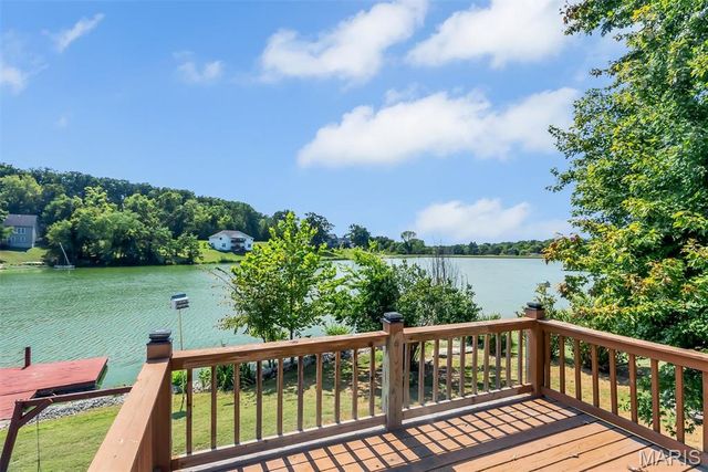 134 Bridgewater Chase Lane, Villa Ridge, MO 63089