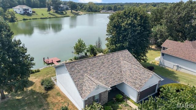 134 Bridgewater Chase Lane, Villa Ridge, MO 63089
