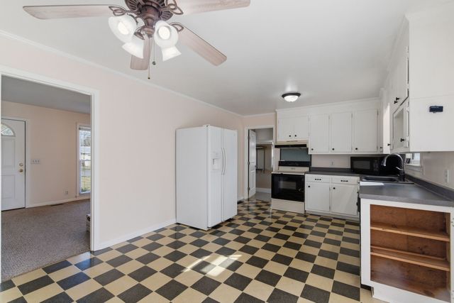 523 Terry Ln, Lebanon, TN 37087