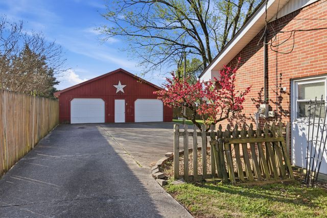 523 Terry Ln, Lebanon, TN 37087