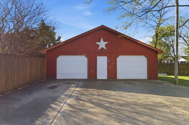 523 Terry Ln, Lebanon, TN 37087