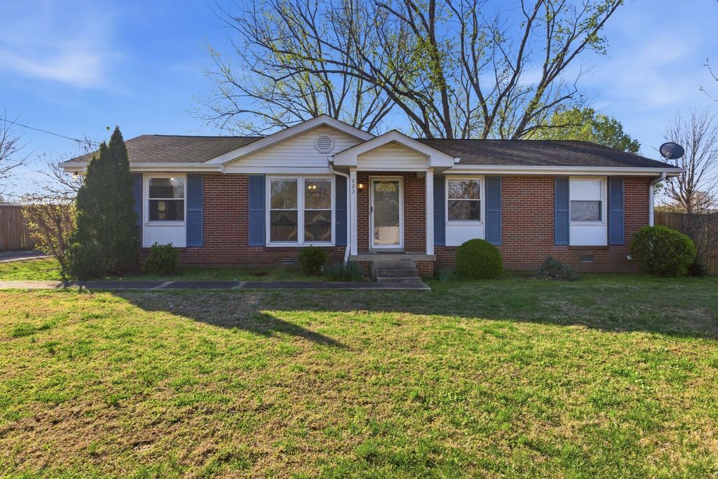 523 Terry Ln, Lebanon, TN 37087