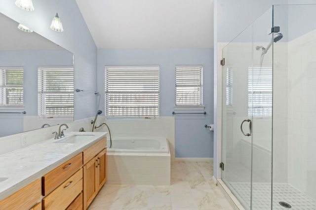 1406 WILLOW CREEK DR, Leander, TX 78641