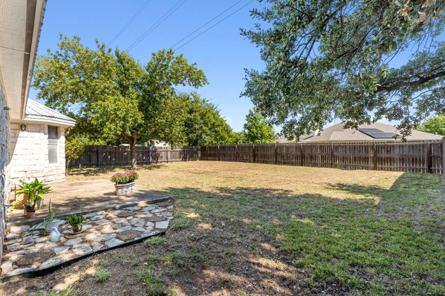 1406 WILLOW CREEK DR, Leander, TX 78641