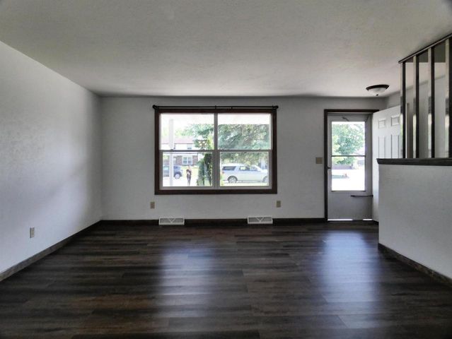 465 S GOOD HOPE ROAD, De Pere, WI 54115