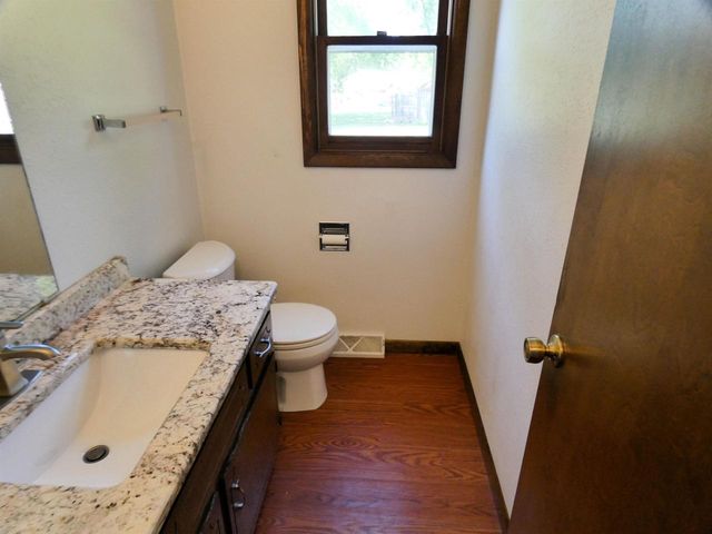 465 S GOOD HOPE ROAD, De Pere, WI 54115