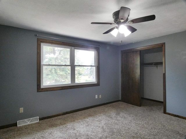 465 S GOOD HOPE ROAD, De Pere, WI 54115