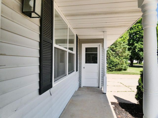 465 S GOOD HOPE ROAD, De Pere, WI 54115
