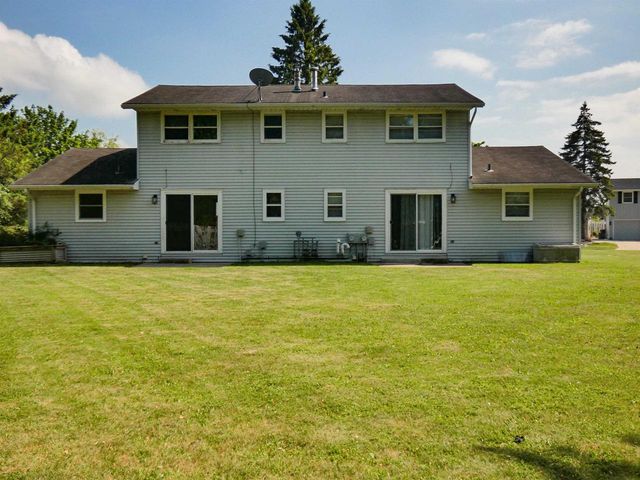 465 S GOOD HOPE ROAD, De Pere, WI 54115