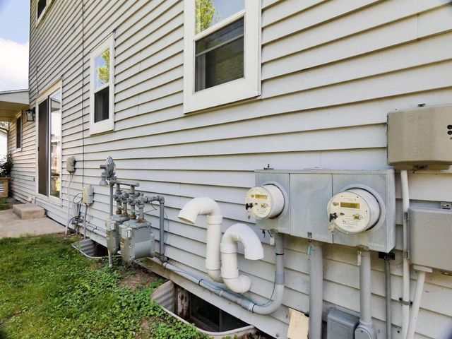 465 S GOOD HOPE ROAD, De Pere, WI 54115