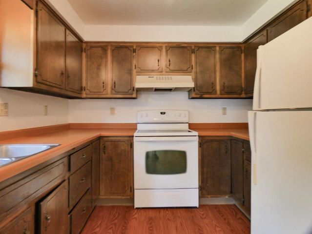 465 S GOOD HOPE ROAD, De Pere, WI 54115